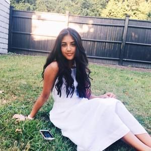 Meet your Posher, Sara